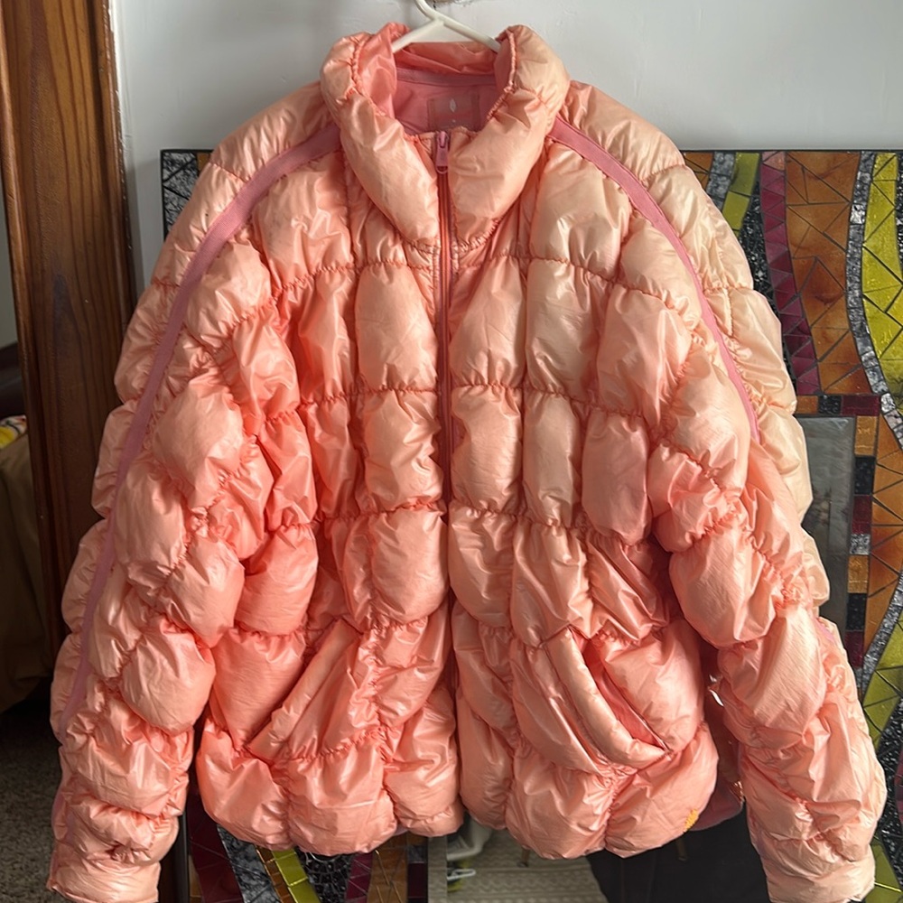 NWOT Free People Color Changing Scrunch Pippa Packable Puffer Jacket Size Medium